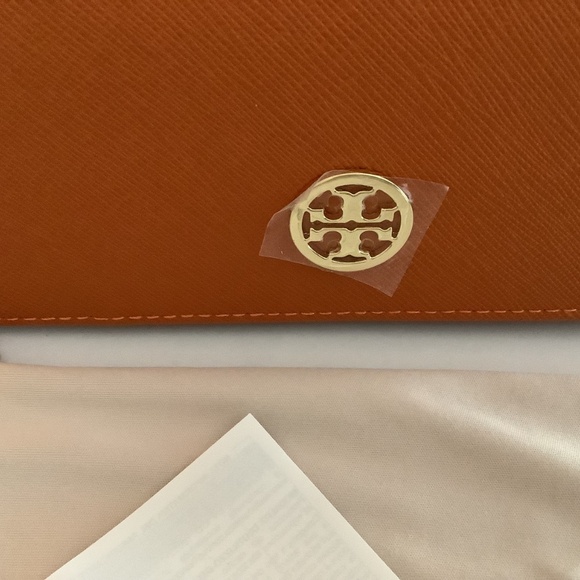 NWT.   Tory Burch sunglasses - Picture 4 of 16